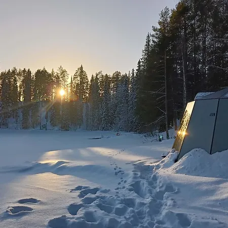 Aurorahut Pytkyn Iglu Båthotell *