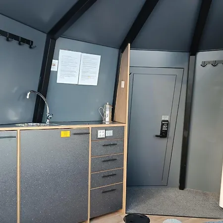 Båthotell Aurorahut Pytkyn Iglu